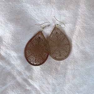 Gold plated gypsy BoHo earrings feather light!